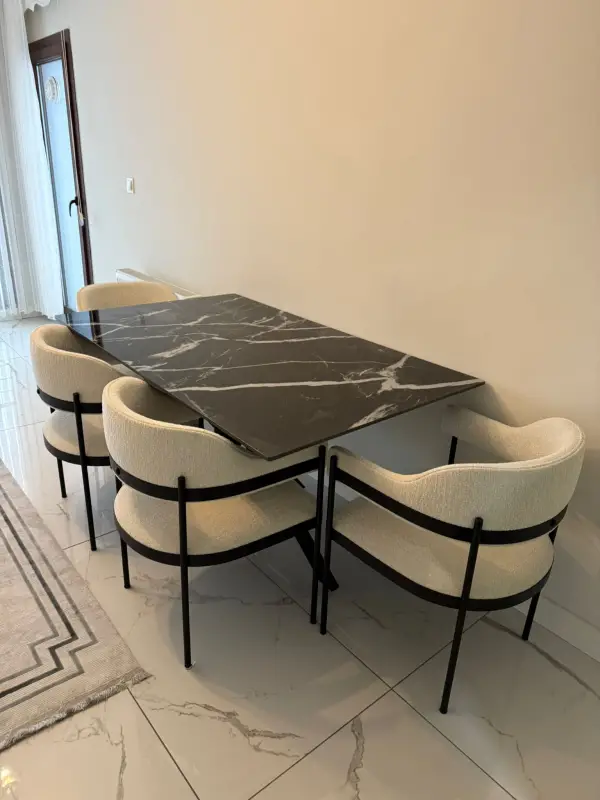 PORSELEN MASA TAKIMI